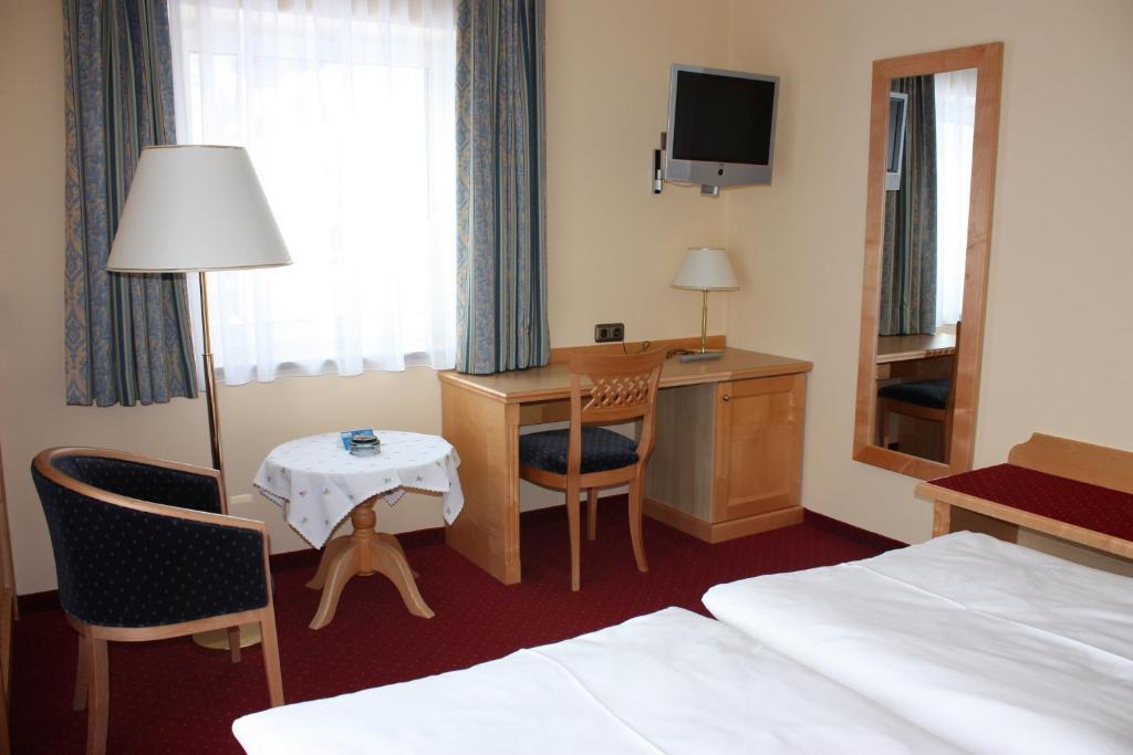 Hotel Tauernblick - Thermenhotels Gastein Bad Hofgastein Room photo